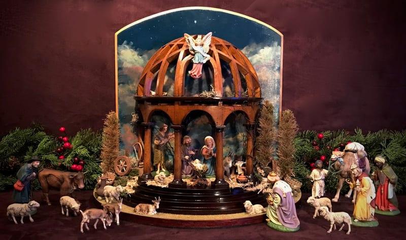 The Marolin Manger – nativity accessory by Navidad Nativities Atelier