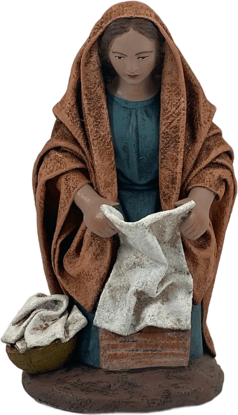 Shepherdess Washing – nativity figure by Belenes Puig
